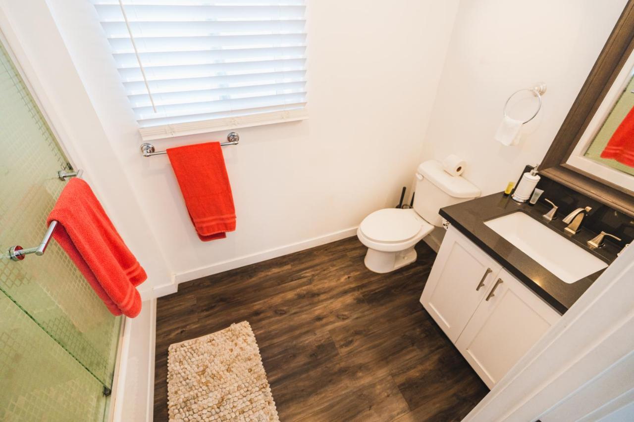 And Close To Downtown 1 Bedroom Sleeps 4 Appartamento