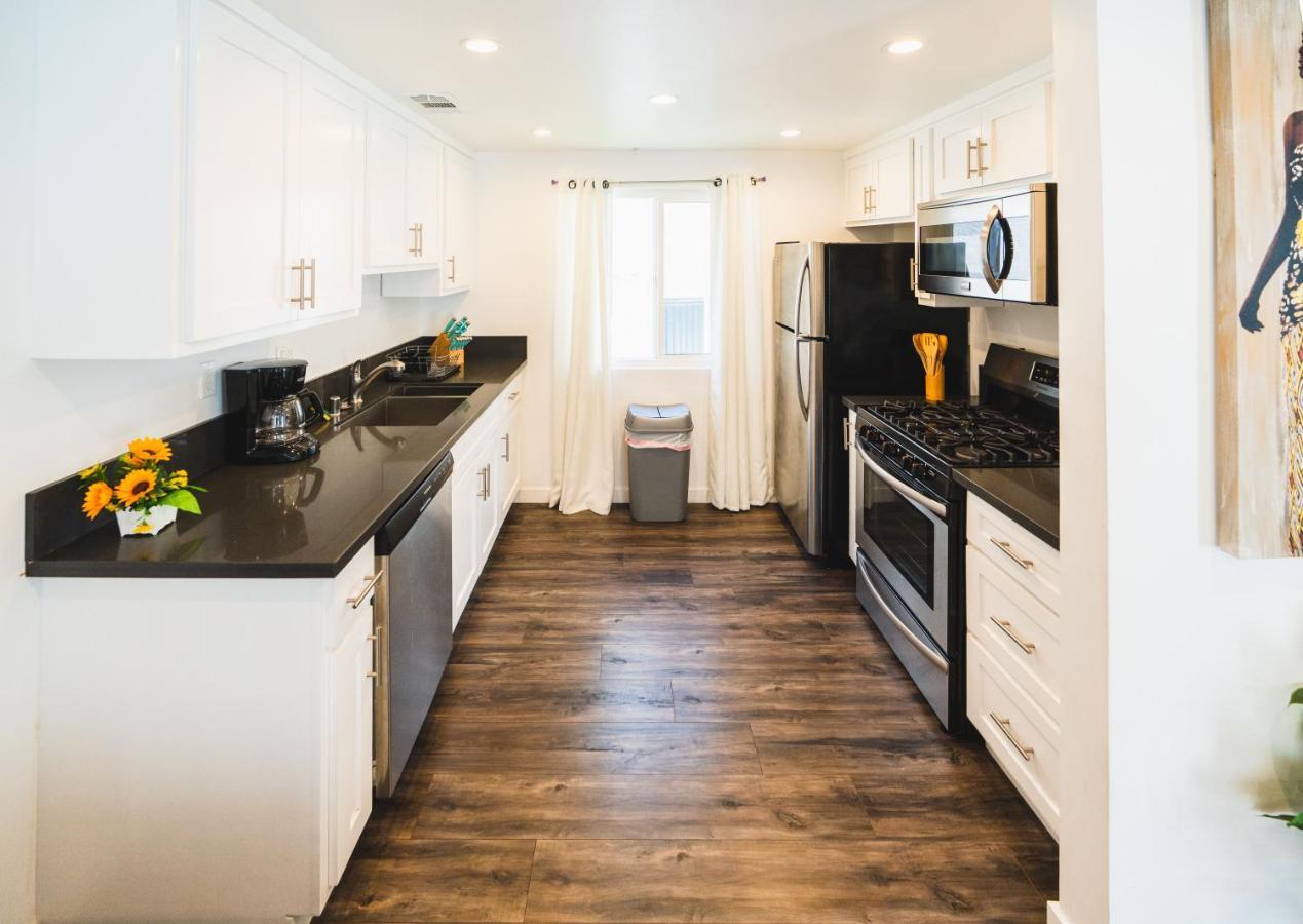 And Close To Downtown 1 Bedroom Sleeps 4 Appartamento